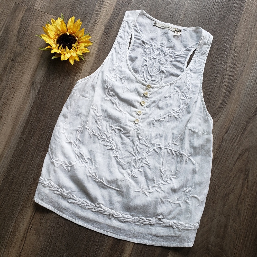 Chelsea & Violet White Embroidered Tank Top